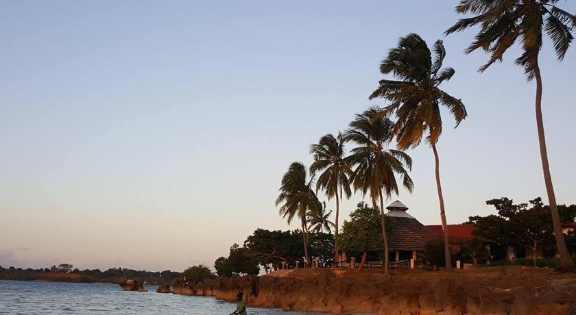 Southern Cross Hotel Mtwara photo