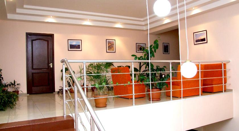 Vayk Hotel photo