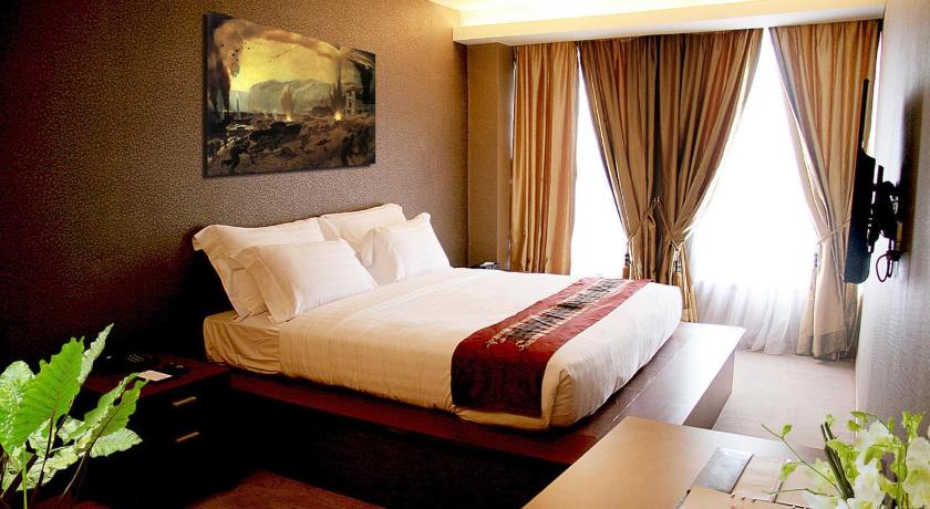 Lion Hotel & Plaza Manado