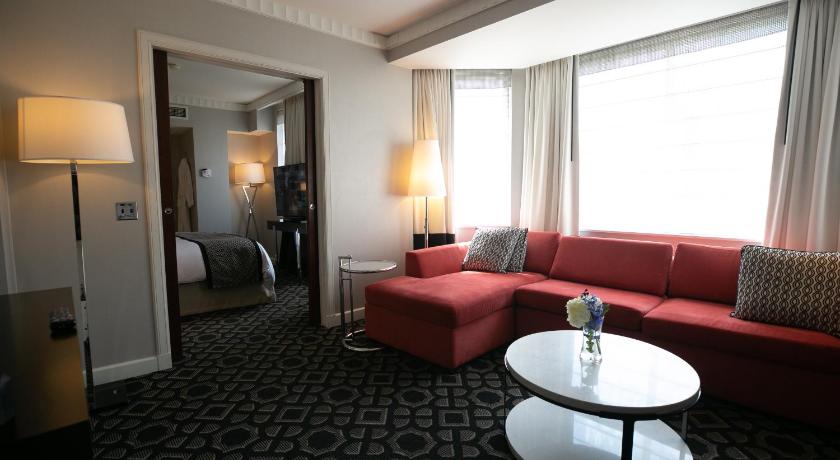 รูปของจูเนียร์ สวีท พร้อมเตียงคิงไซส์ (Junior Suite with King Bed) 6