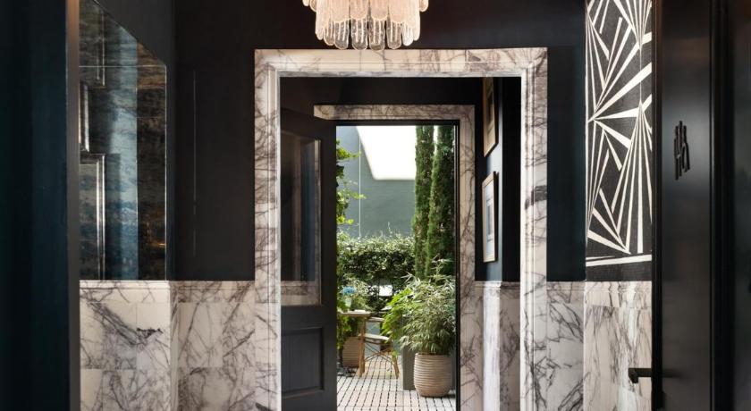 Juliana Hotel Brussels photo