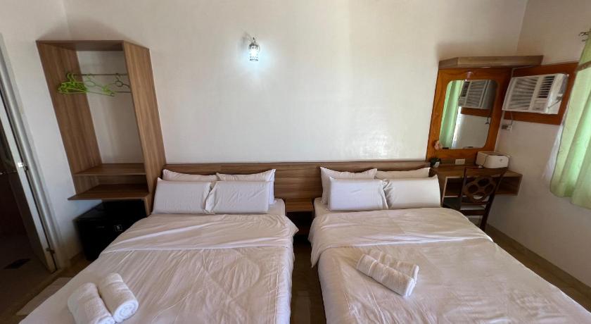 Image of Superior Deluxe Sea View 1