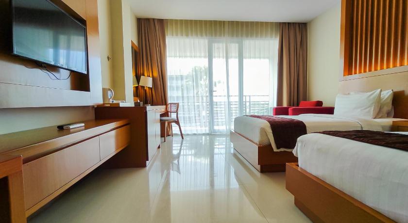 Seminyak Square Hotel And Villas - image 50