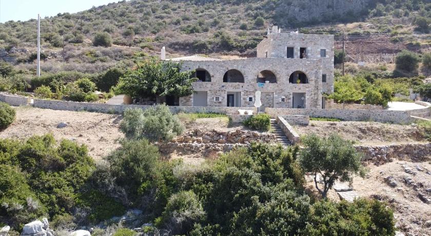 Pogonitsa — Hotel in Kalamata