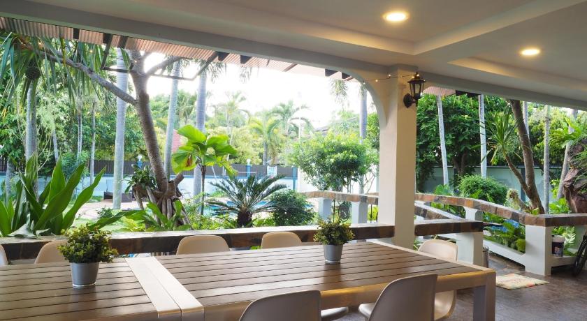 Let's Chill PoolVilla Pattaya Najomtien & Sattahip - image 6