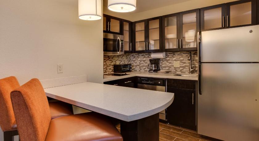 アトランタ Staybridge Suites Atlanta Airport By IHG 3つ星 ホテル レストラン