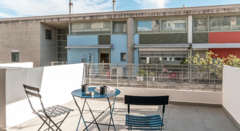 Olala Soho Apartments photo
