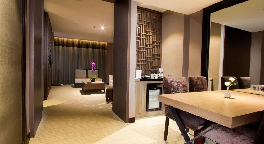 Aston Priority Simatupang Hotel and Conference Center