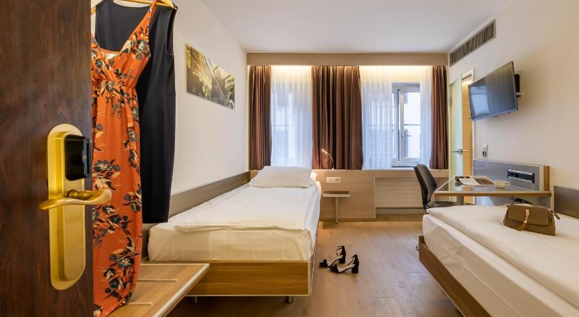 Szoba 2 külön ággyal (Twin Room) fotója 3