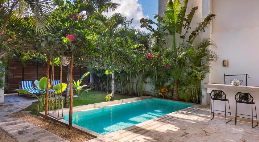 VILLA ITZAMARA photo