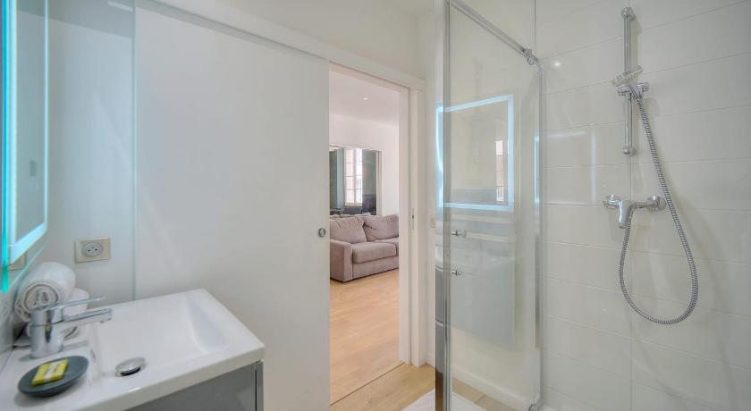 IMMOGROOM -historic center-Fully equipped apartment - AC - Wifi photo