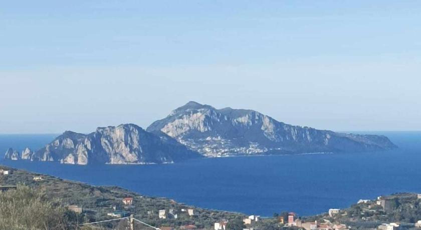 La Maison d epoque veu de Capri - image 5