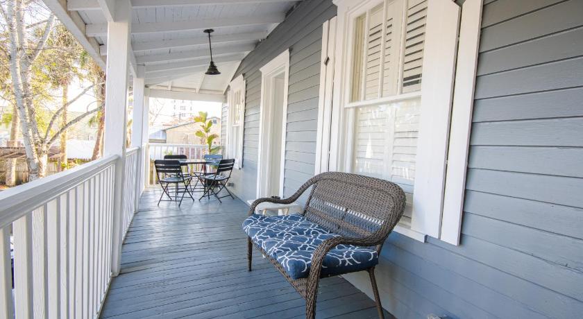 Hemingway House Bed and Breakfast photo