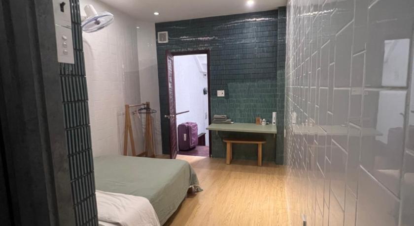 Meow Hotel and Cafe – Ho Chi Minh City, LA
