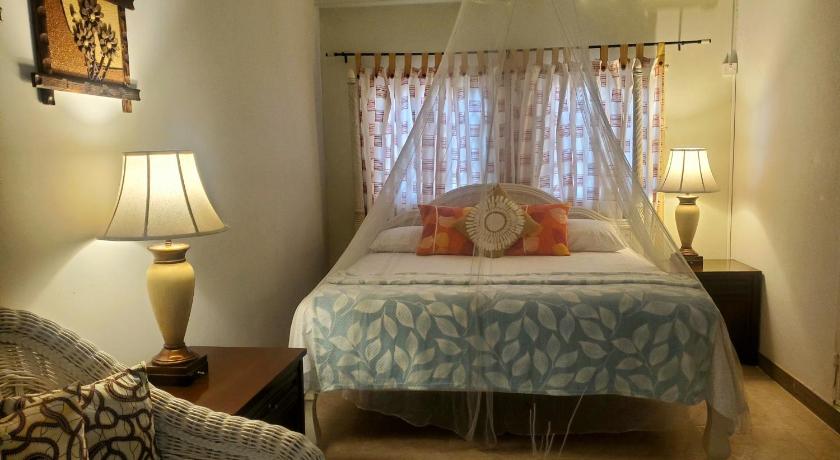 Sunbreeze Ocho Rios - A spacious, homely apartment — Hotel in Ocho Rios
