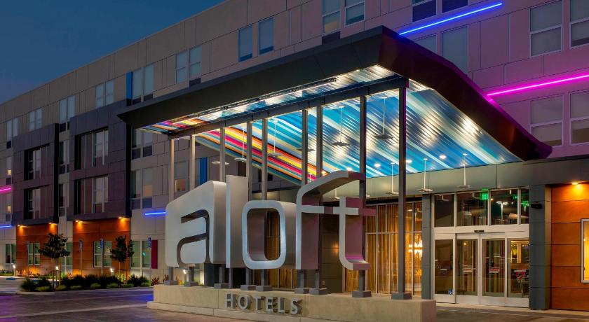 Aloft Dallas DFW Airport Grapevine photo
