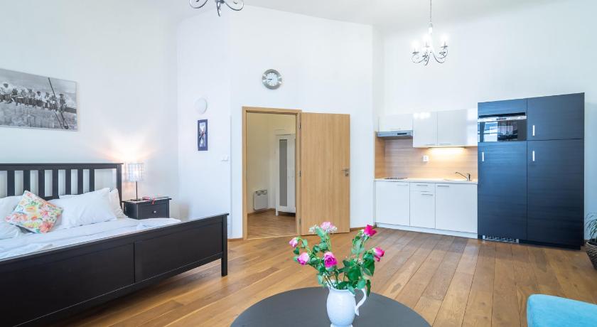 Image of Studio for 2 people 6