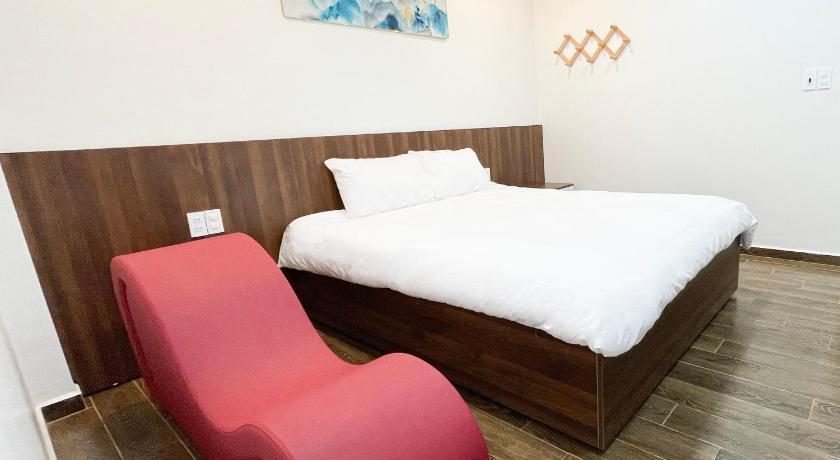 Adal Motel - image 25