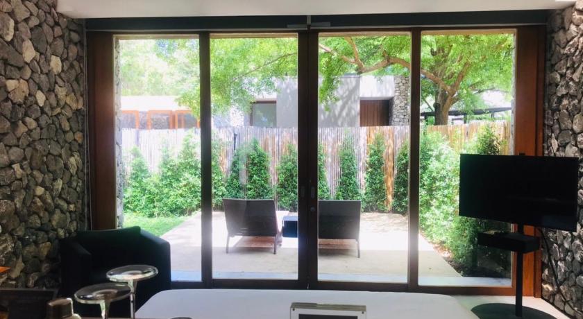 Image of Deluxe Garden Villa 8