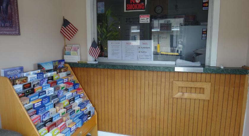 Indian Mound Motel photo