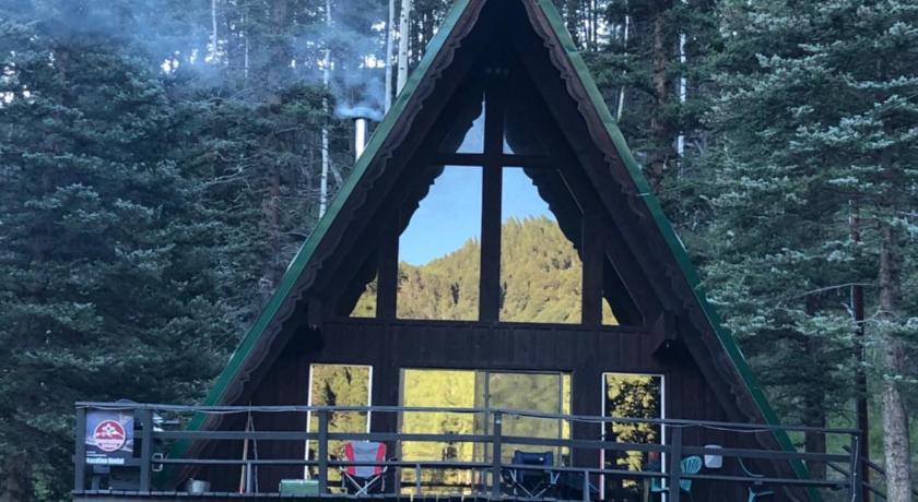 Elk Run A-Frame House photo