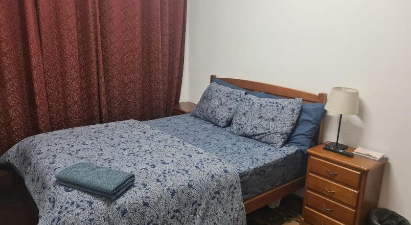 Lovely Room For Rent photo