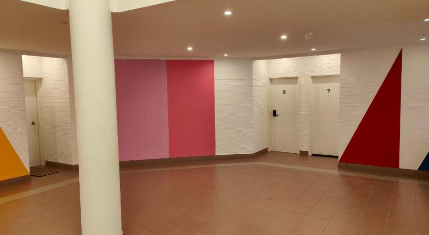 Tuggeranong Short Stay #08 Large Balcony - Full Kitchen Sleeps 6 photo