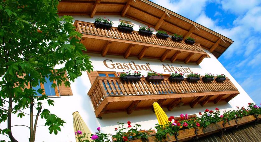 Gasthof Pension Altwirt — Hotel in Reichersbeuern