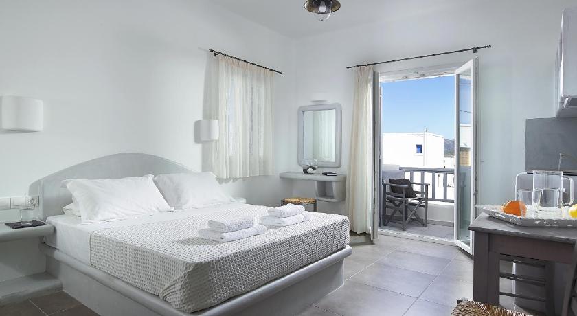 Garifalakis Comfort Rooms — Hotel in Milos Island