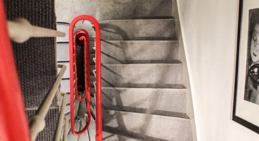 Hotel des Arts photo