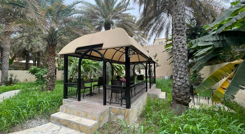 Date Palm Inn photo