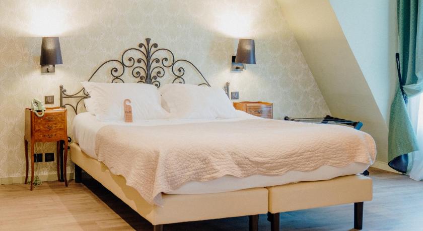 Image of Junior Suite 6