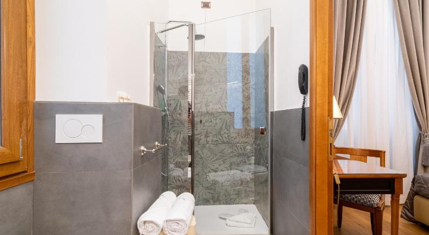 Strozzi Palace Hotel photo