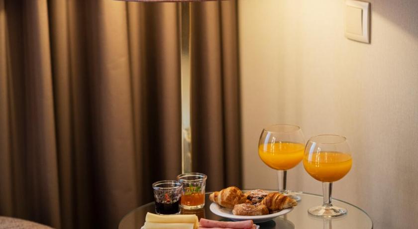 Image of Junior Suite with Balcony 6