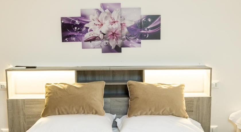 Image of Standard Triple Room 1