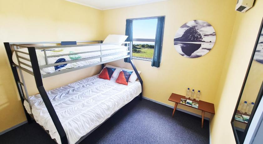 Rarakau Lodge photo