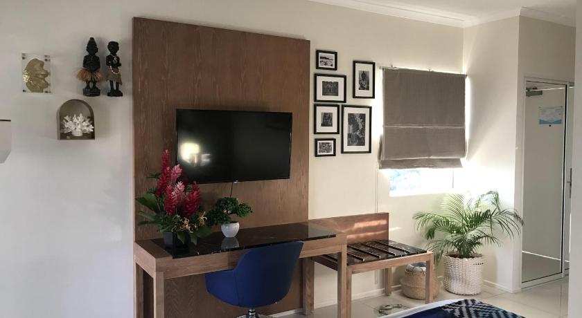 Image of Executive Double or Twin Room with Ocean View 8