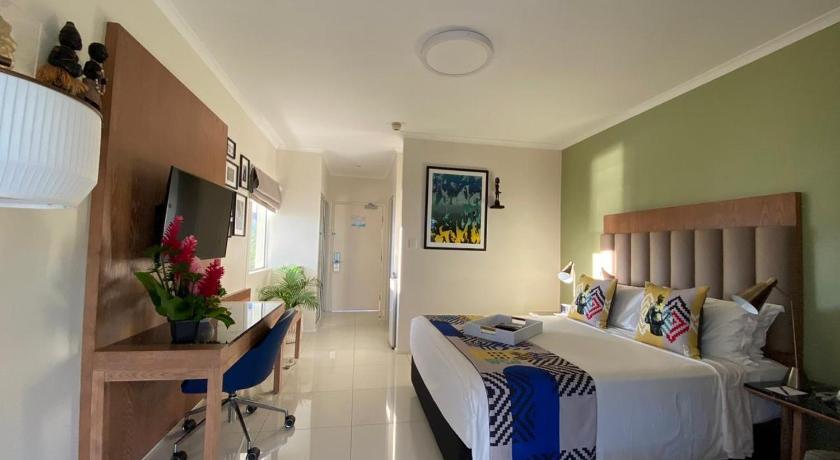 Image of Deluxe Queen Room 5