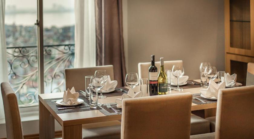 Image of Presidential Suite 6