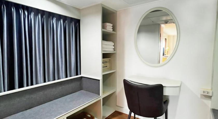 Image of Junior Club Suite Balcony 17
