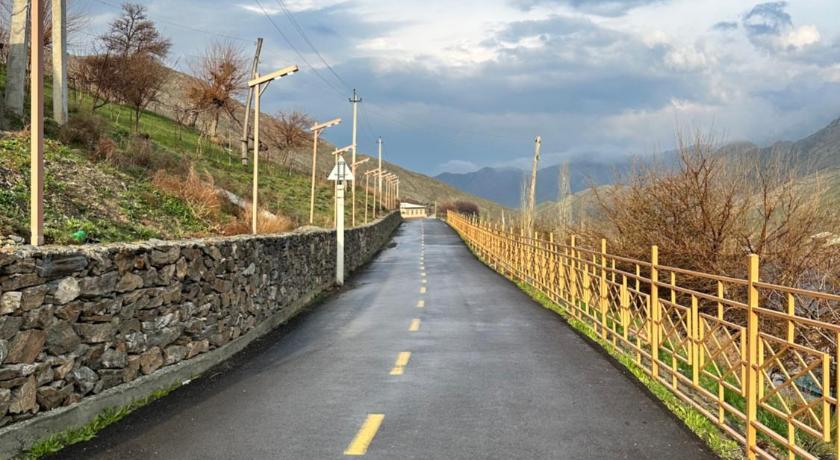 Hayat Guesthouse Nuratau Mountains photo