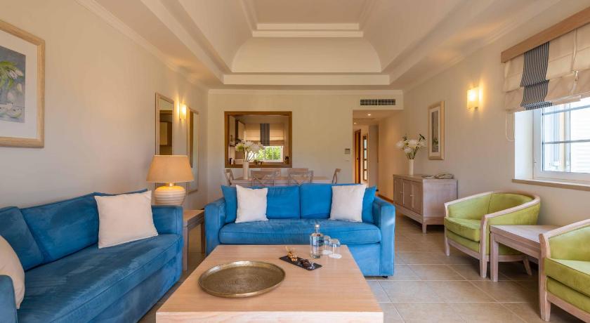 Image of Two-Bedroom Apartment with Pool View 7