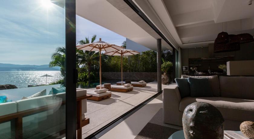 コ・サムイ Kerem Villas 5つ星 ホテル ロビー