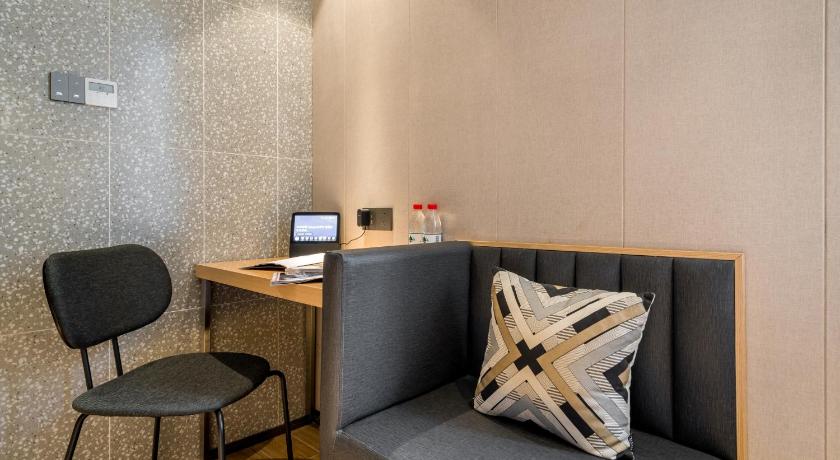 Meego Smart Select Hotel – Shanghai, DC