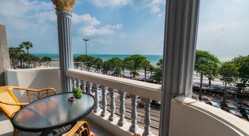 Happy Vikings - Beachfront — Hotel in Pattaya