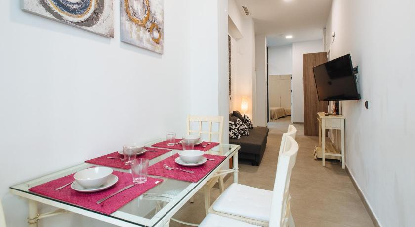 塞维利亚 Panther Home Feria 4星级 单人房 大堂