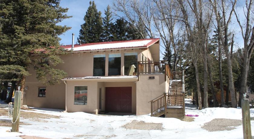 Free's Last Resort House photo