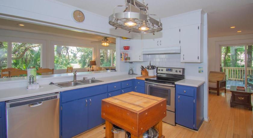 613 Dolphin Annex photo