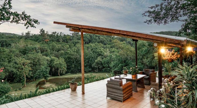 Bushbaby Valley Lodge — Hotel in Hazyview