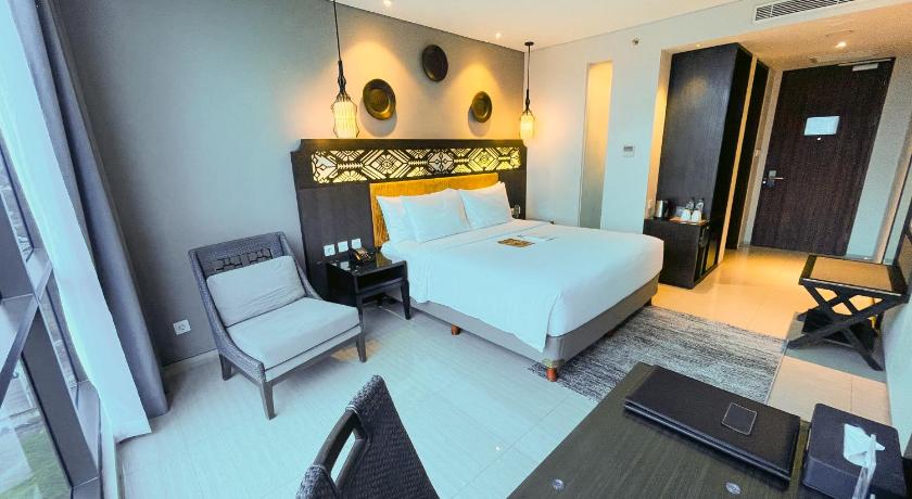 Image of Grand Deluxe 1